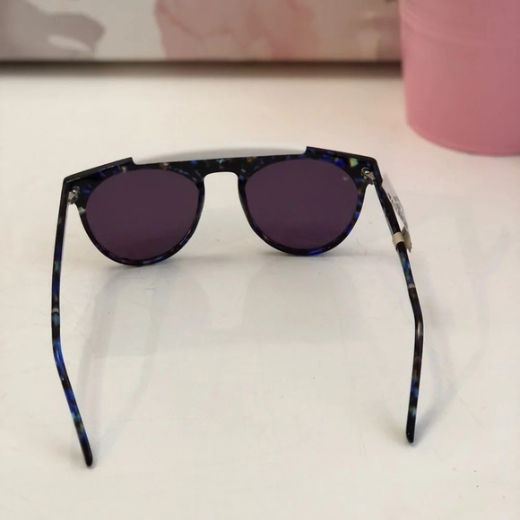 . Nwt! SMOKE X MIRRORS
Atomic 52mm Round Sunglasses - Picture 4 of 7